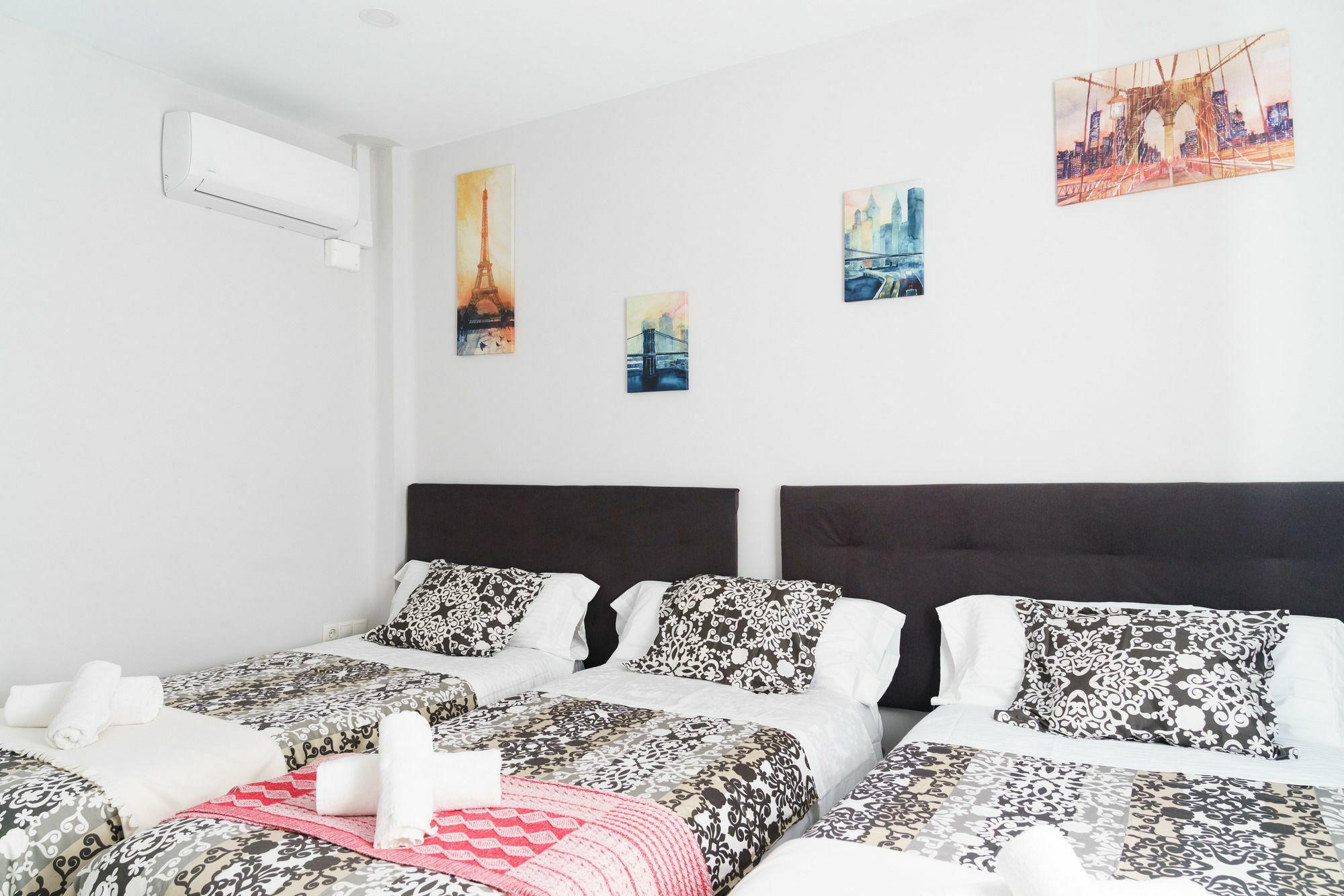Spectacularly Updated Appartement